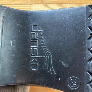 Dansko size 37
